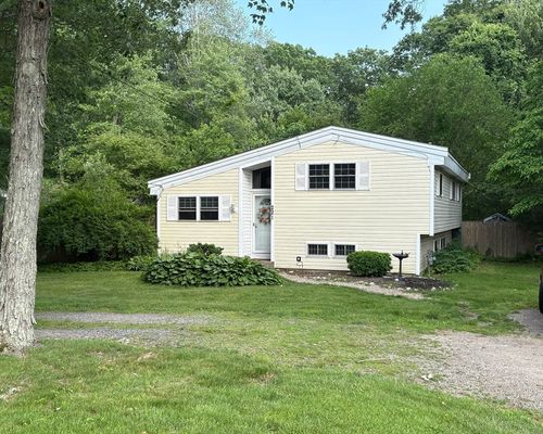 221 East St, Mansfield, MA, 02048-2525 | Card Image