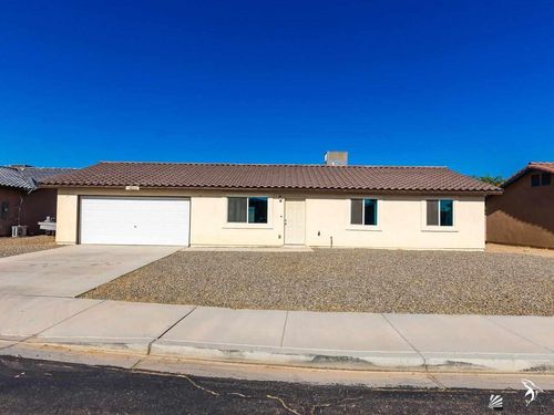 3825 S Isabel Dr, Yuma, AZ, 85365-7305 | Card Image