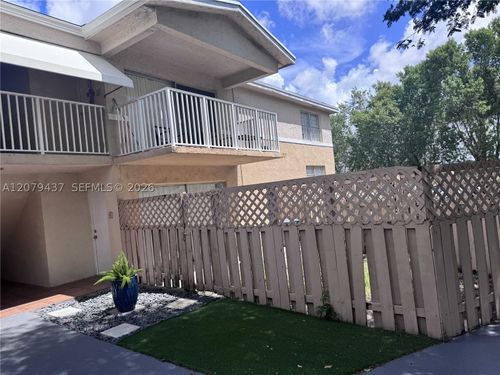 1c-4200 Nw 79th Ave, Doral, FL, 33166-6528 | Card Image