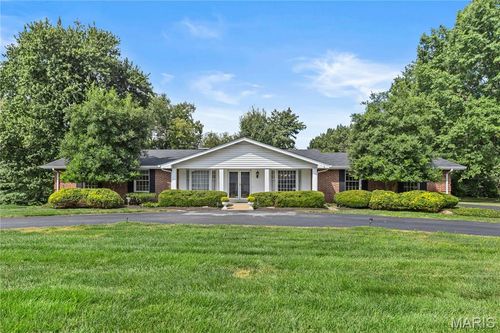 1921 Drexel Hill Ct, Saint Louis, MO, 63131-3647 | Card Image