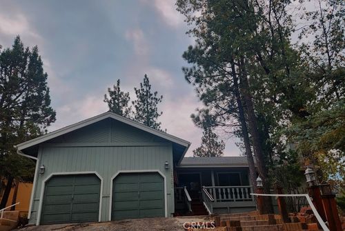 42703 Constellation Dr, Big Bear Lake, CA, 92315-2213 | Card Image
