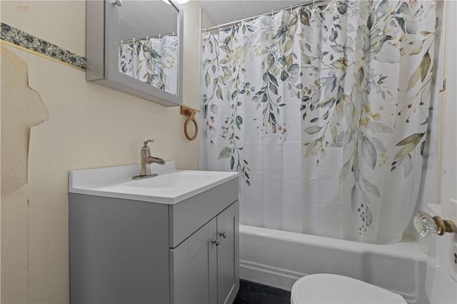 457 Pine St, House other with 3 bedrooms, 1 bathrooms and 2 parking in Hookstown PA | Image 9