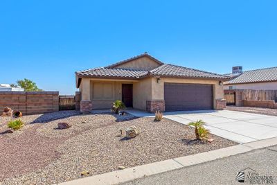 11585 Mc Collough St, House other with 3 bedrooms, 2 bathrooms and null parking in Wellton AZ | Image 2