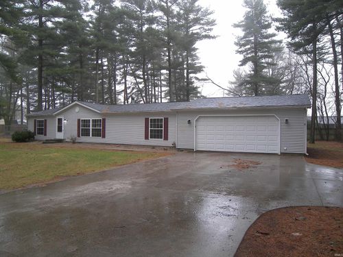 2631 E Pine Dr, Warsaw, IN, 46582-8925 | Card Image