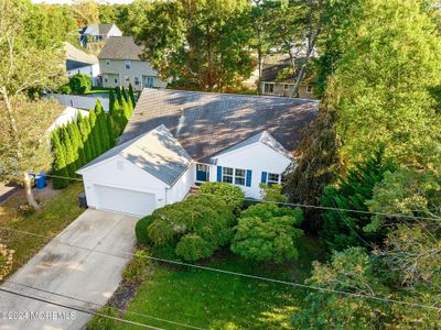 133 Wave Road, House other with 3 bedrooms, 3 bathrooms and null parking in Manahawkin NJ | Image 2