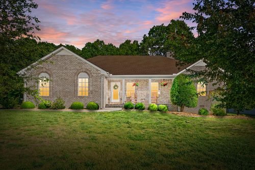 1475 Eastland Dr, Ashland City, TN, 37015-4590 | Card Image