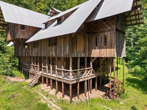 503 Fallen Timber Rd, Smithfield, WV, 26437-1106 | Card Image