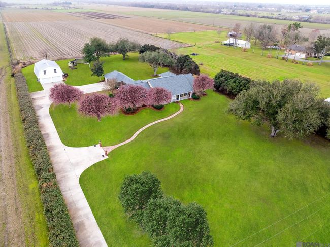 7768 Highway 1, House other with 3 bedrooms, 3 bathrooms and 4 parking in Lockport LA | Image 23