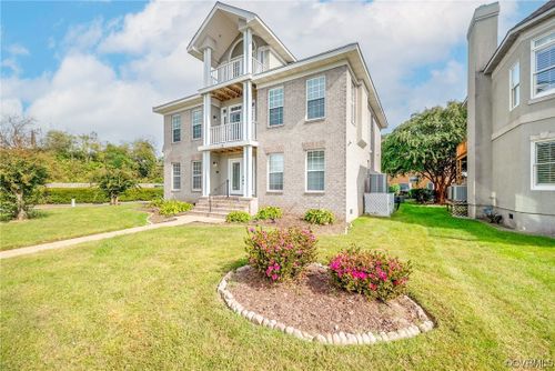 15 Brough Ln, Hampton, VA, 23669-3272 | Card Image