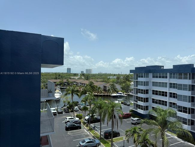 APT-6B - 16570 Ne 26 Th Ave, Condo with 2 bedrooms, 2 bathrooms and null parking in North Miami Beach FL | Image 33