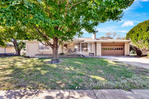 241 S Gorin St, Clearwater, KS, 67026-7812 | Card Image