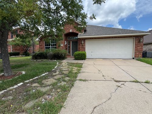 2033 Meadow Park Dr, Princeton, TX, 75407-2663 | Card Image