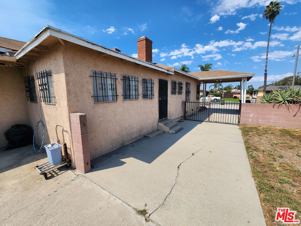 Residential in Compton 3