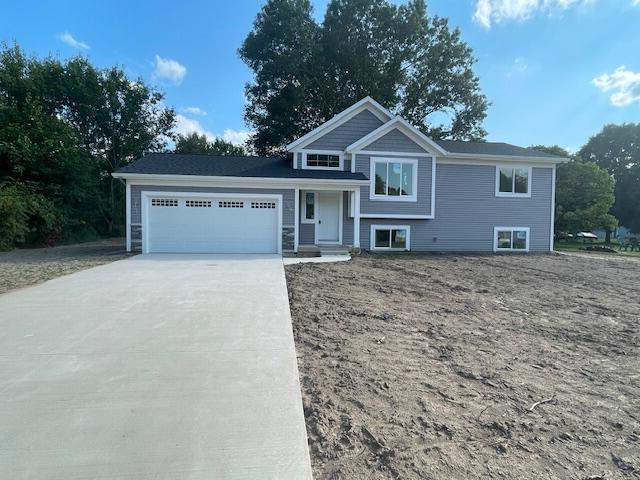 Twin Spruce Dr, Kalamazoo, MI 49004