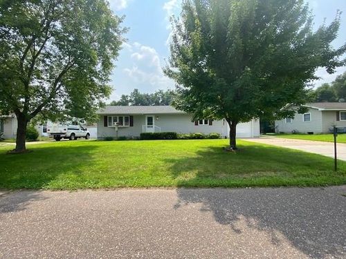408 Caroll St, Osceola, WI, 54020-8146 | Card Image