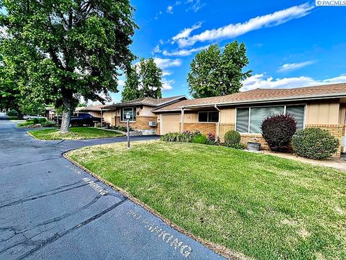 18-7606 Summitview, Yakima, WA, 98908 | Card Image