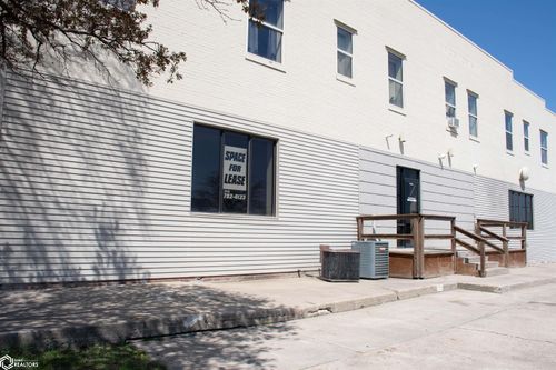 818 W 8th St, Carroll, IA, 51401-2100 | Card Image