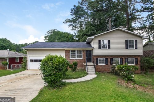 6090 Graceland Cir, Morrow, GA, 30260-1612 | Card Image