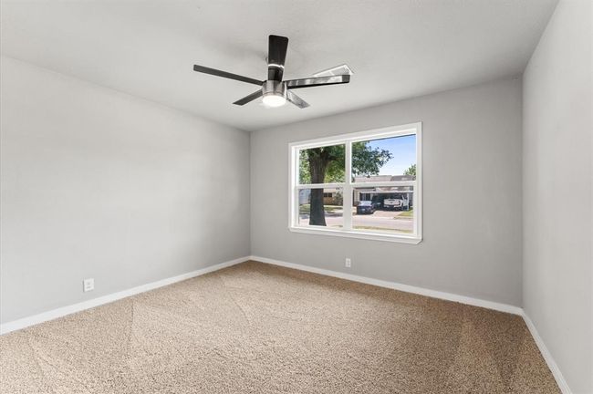 5210 Verdome Ln, House other with 3 bedrooms, 2 bathrooms and 1 parking in Houston TX | Image 15