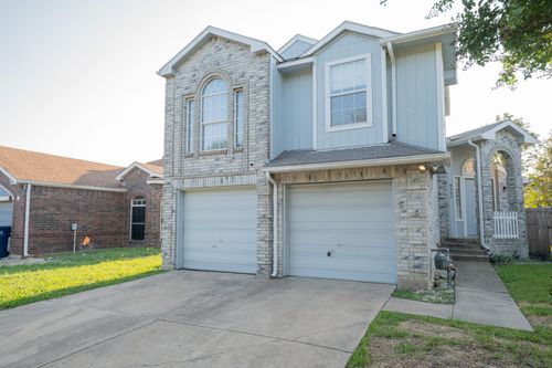 5203 Wolverton Ct, Garland, TX, 75043-7675 | Card Image