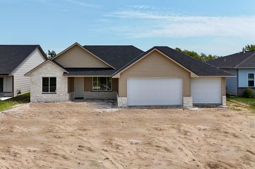 5530 N Saint Paul St, Wichita, KS, 67204-5477 | Card Image