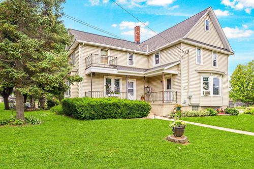 W204N16835 Jackson Drive, Jackson, WI, 53037 | Card Image
