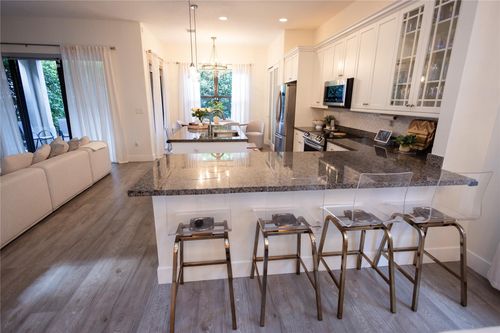 9766 W 34th Ave, Hialeah, FL, 33018-2015 | Card Image