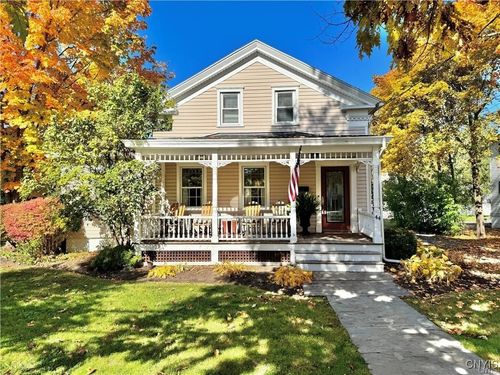 44 W Genesee St, Skaneateles, NY, 13152-1021 | Card Image