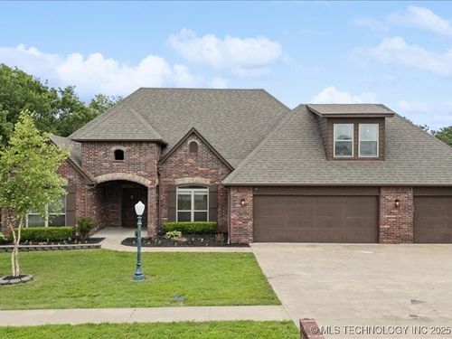 19345 S Fieldstone E, Claremore, OK, 74017-1817 | Card Image