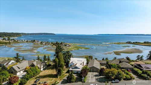 2374 Soundview Dr, Langley, WA, 98260-9748 | Card Image