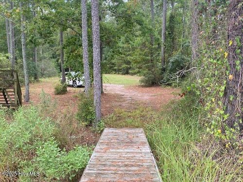 8 Pinecrest Rd, Bath, NC, 27808 | Card Image