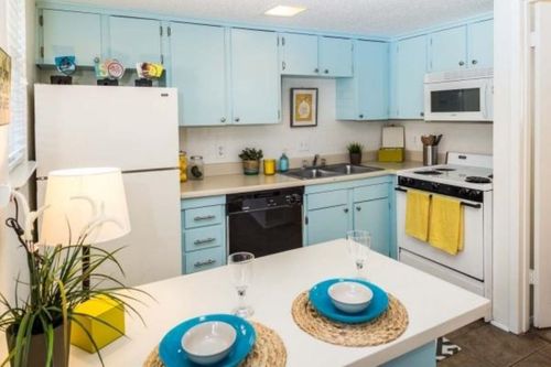109-3405 Helms St, Austin, TX, 78705-1530 | Card Image
