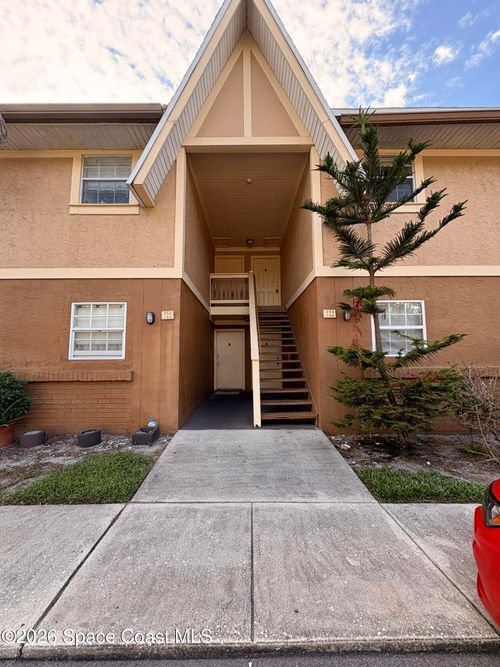248 Berkshire Ln, MELBOURNE, FL, 32935-3488 | Card Image