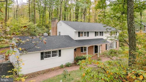 2221 Mockingbird Rd, HARRISBURG, PA, 17112 | Card Image