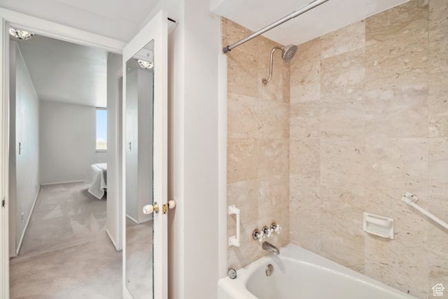 APT-9J - 777 E South Temple, Condo with 2 bedrooms, 2 bathrooms and 3 parking in Salt Lake City UT | Image 15