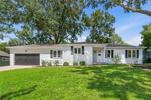 3706 W 96th St, Overland Park, KS, 66206-2124 | Card Image