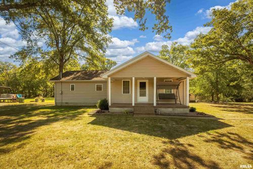 403 E South Ave, Bluford, IL, 62814-1241 | Card Image