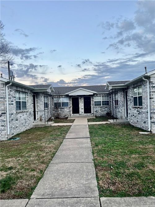 801-801 E 1st St, Gentry, AR, 72734-9197 | Card Image