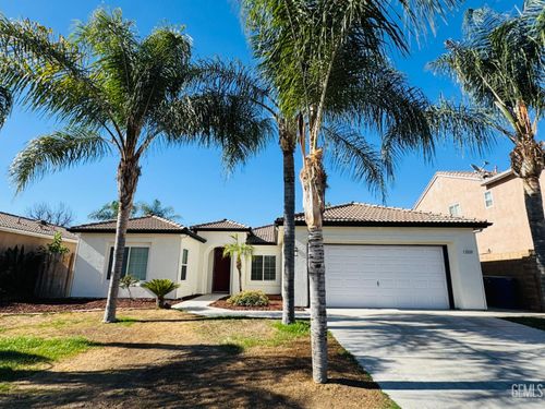 2225 Via Calabria Ave, Delano, CA, 93215-3850 | Card Image