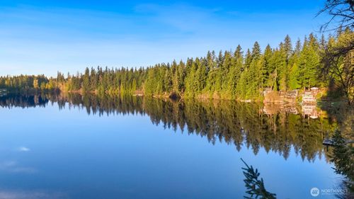 23012 Se Lake Wilderness Dr S, Maple Valley, WA, 98038-5905 | Card Image