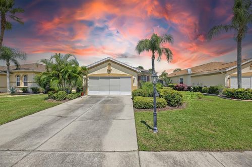 1919 Sterling Glen Ct, SUN CITY CENTER, FL, 33573-3828 | Card Image