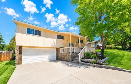 1321 E Elep Ave, Colville, WA, 99114-3362 | Card Image