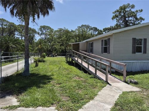 7616 Marx Dr, NORTH FORT MYERS, FL, 33917-1920 | Card Image