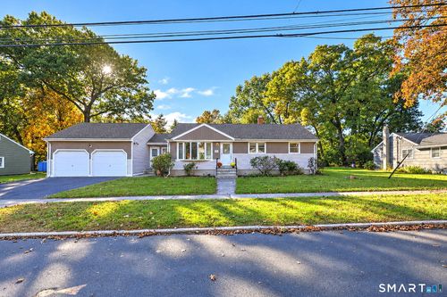40 Nightingale Drive, Stratford, CT, 06614 | Card Image