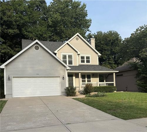1500 Amesbury Ave, Liberty, MO, 64068-3256 | Card Image