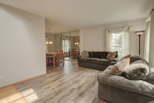 2799 Squaw Valley Trl, House other with 3 bedrooms, 3 bathrooms and 2 parking in Aurora IL | Image 4