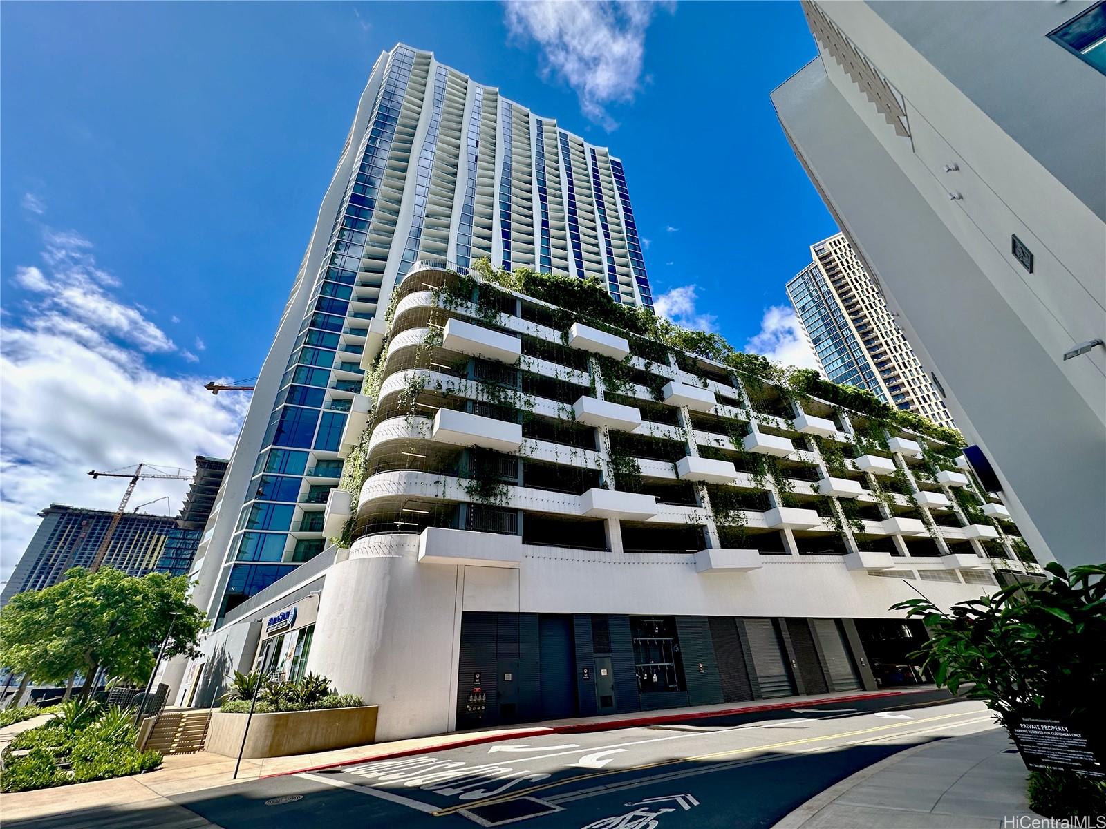 Auahi St, Honolulu, HI 96814 #1