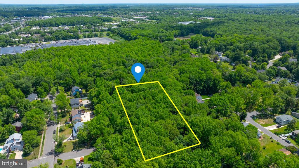 Land in VOORHEES
