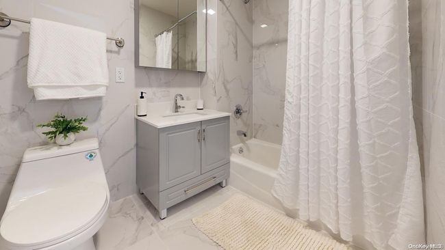 5D - 63-68 Austin St, Condo with 1 bedrooms, 1 bathrooms and null parking in Rego Park NY | Image 11