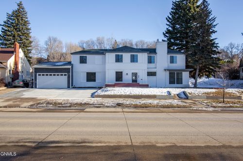 602 6th Ave Nw, Mandan, ND, 58554-2519 | Card Image